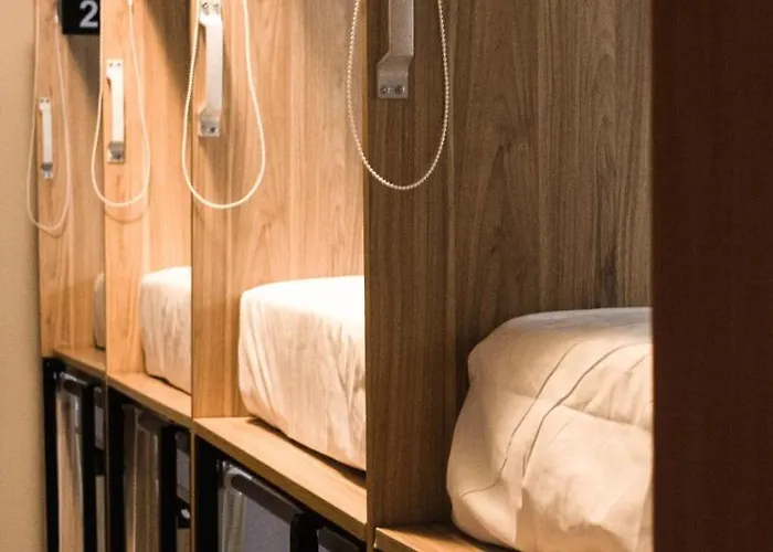 Lounge Capsule Hostel