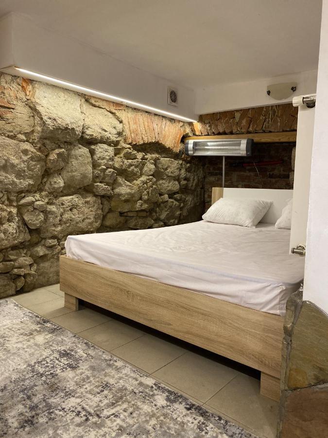Hostel Lounge Capsule